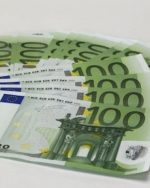60 x 100 Best quality Euro bills